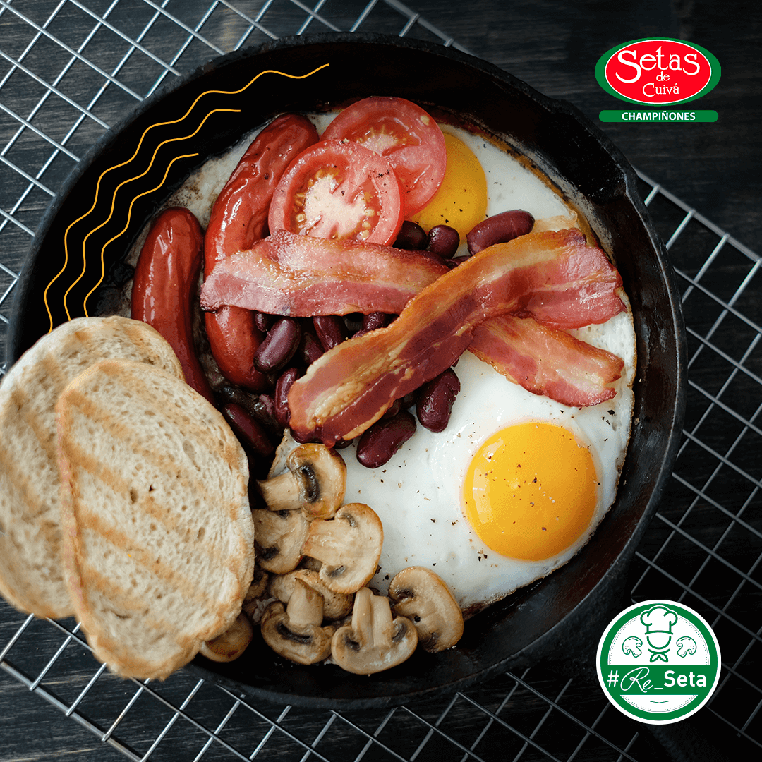 Receta de Desayuno Paisa con Champiñones Setas de Cuivá: Huevos, Tocineta, Chorizo, Frijoles, Tomate y Pan